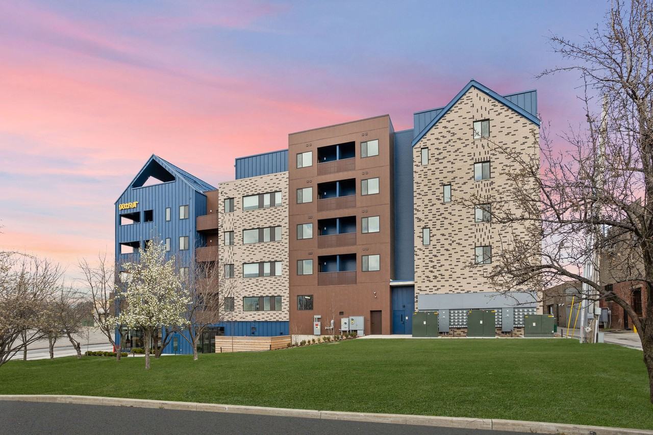 Gathyr Apartments - Photo 4 of 33