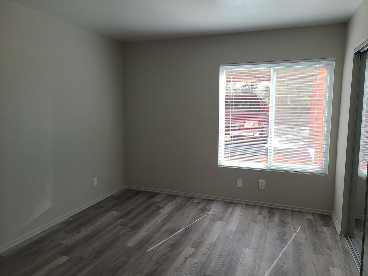 630 San Lorenzo St #4 - Photo 6 of 12