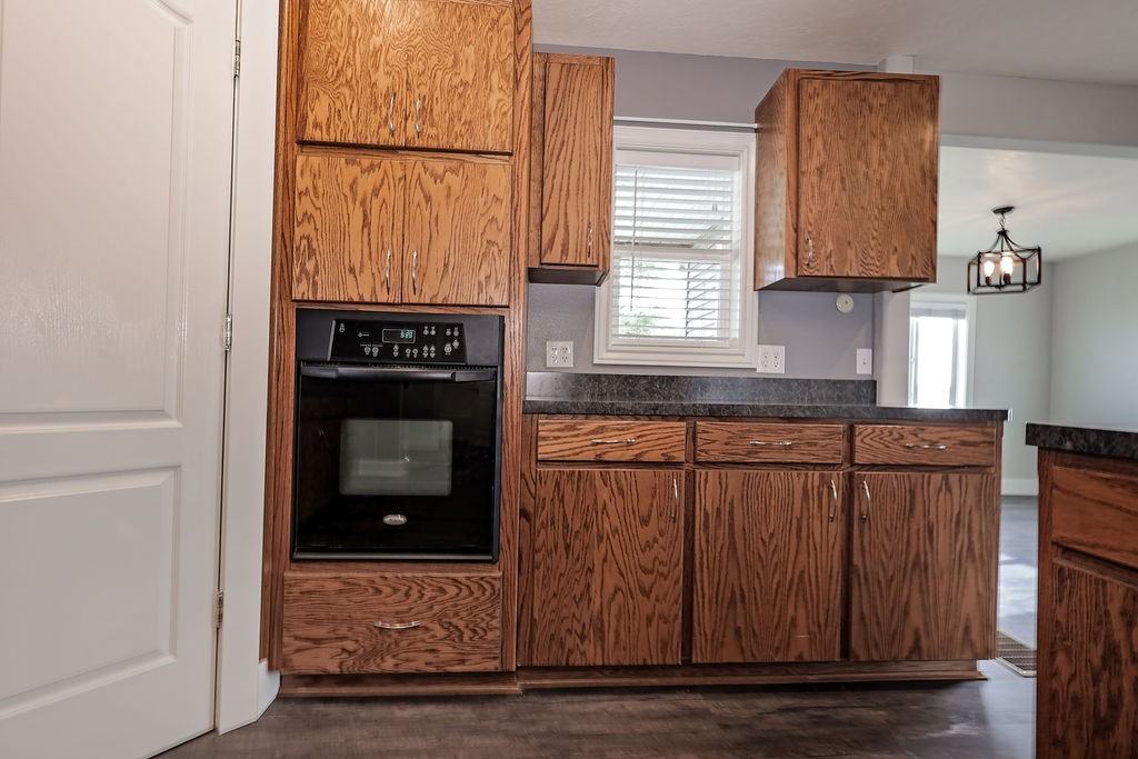 1604 E 3900 N #NA - Photo 3 of 28