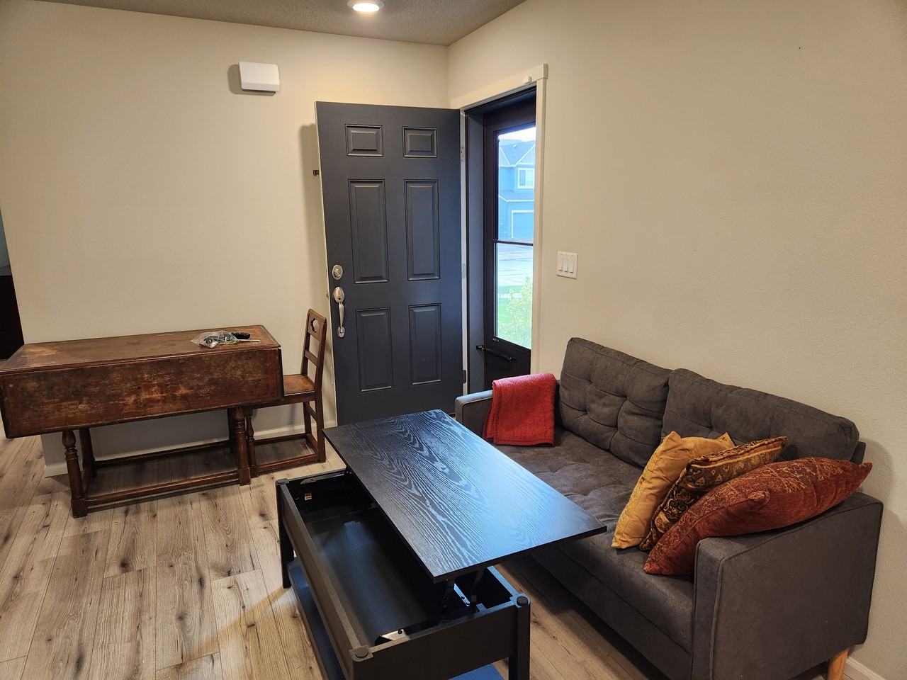 Brown Ct #1 - Photo 6 of 9