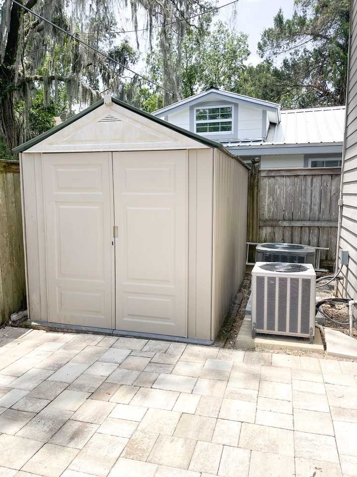 3612 Walsh St #3612 - Photo 5 of 21