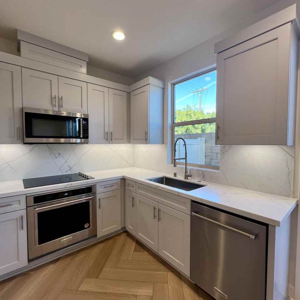 17532 Cameron Ln #105 - Photo 3 of 10