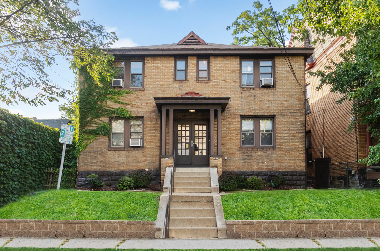 5823-5825 Alder Street - Charming Shadyside Duplex - Photo 2 of 6