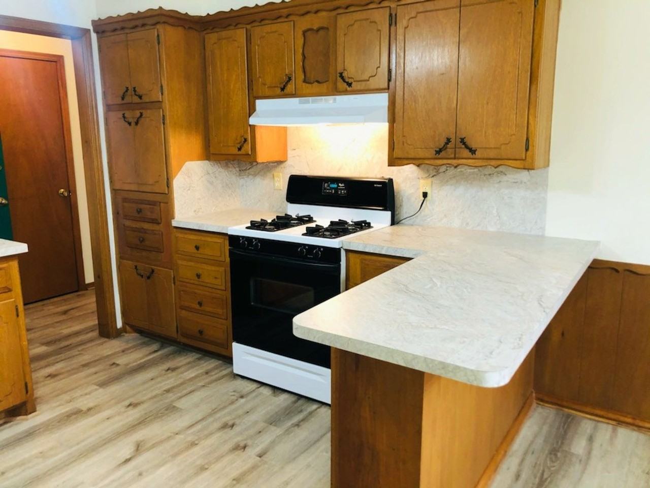 1120 Sw 55th St - Photo 3 of 13