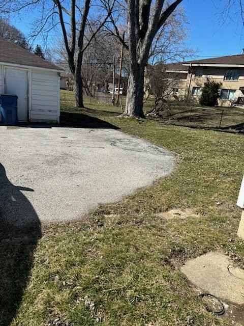 5731 N 62nd St - Photo 2 of 4