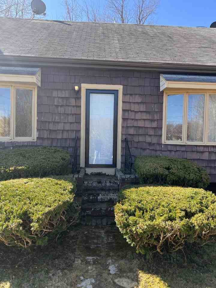 61 Langley Rd - Photo 2 of 13