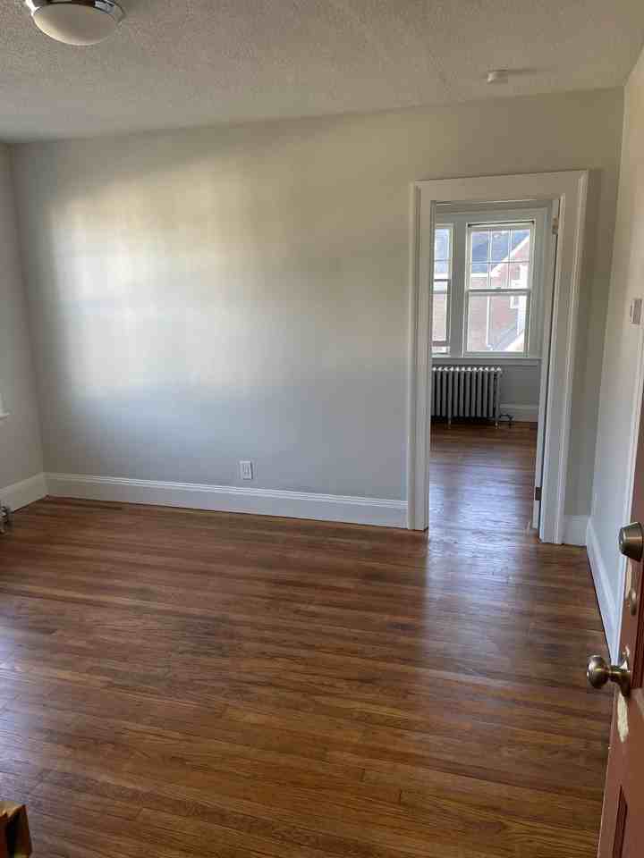 23 25 Rockingham St #25-2ndFL - Photo 6 of 27