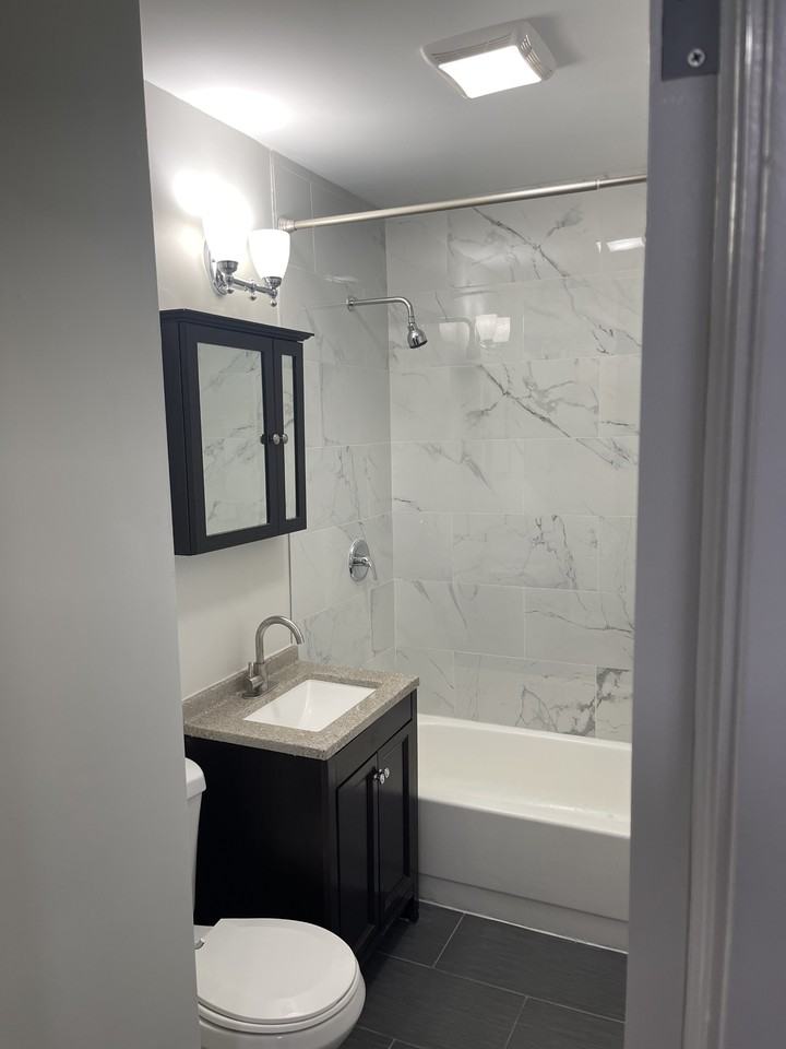 23 25 Rockingham St #25-2ndFL - Photo 3 of 27