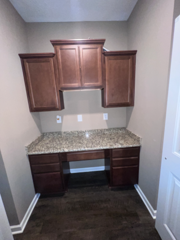 5029 Upper Park Pl - Photo 3 of 11