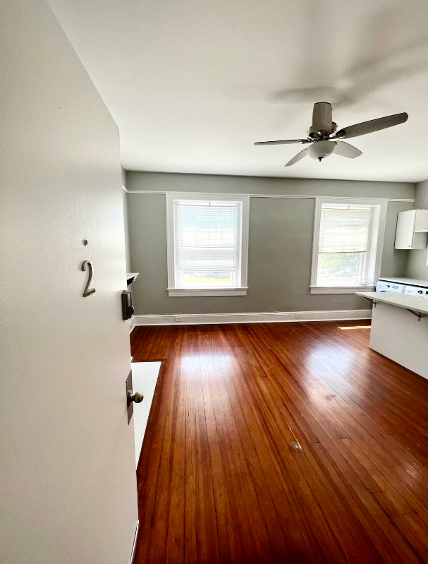 715 Stockley Gdns #2 - Photo 3 of 14