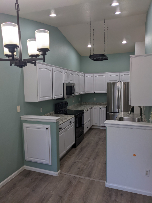 7701 W 90th Dr - Photo 3 of 8