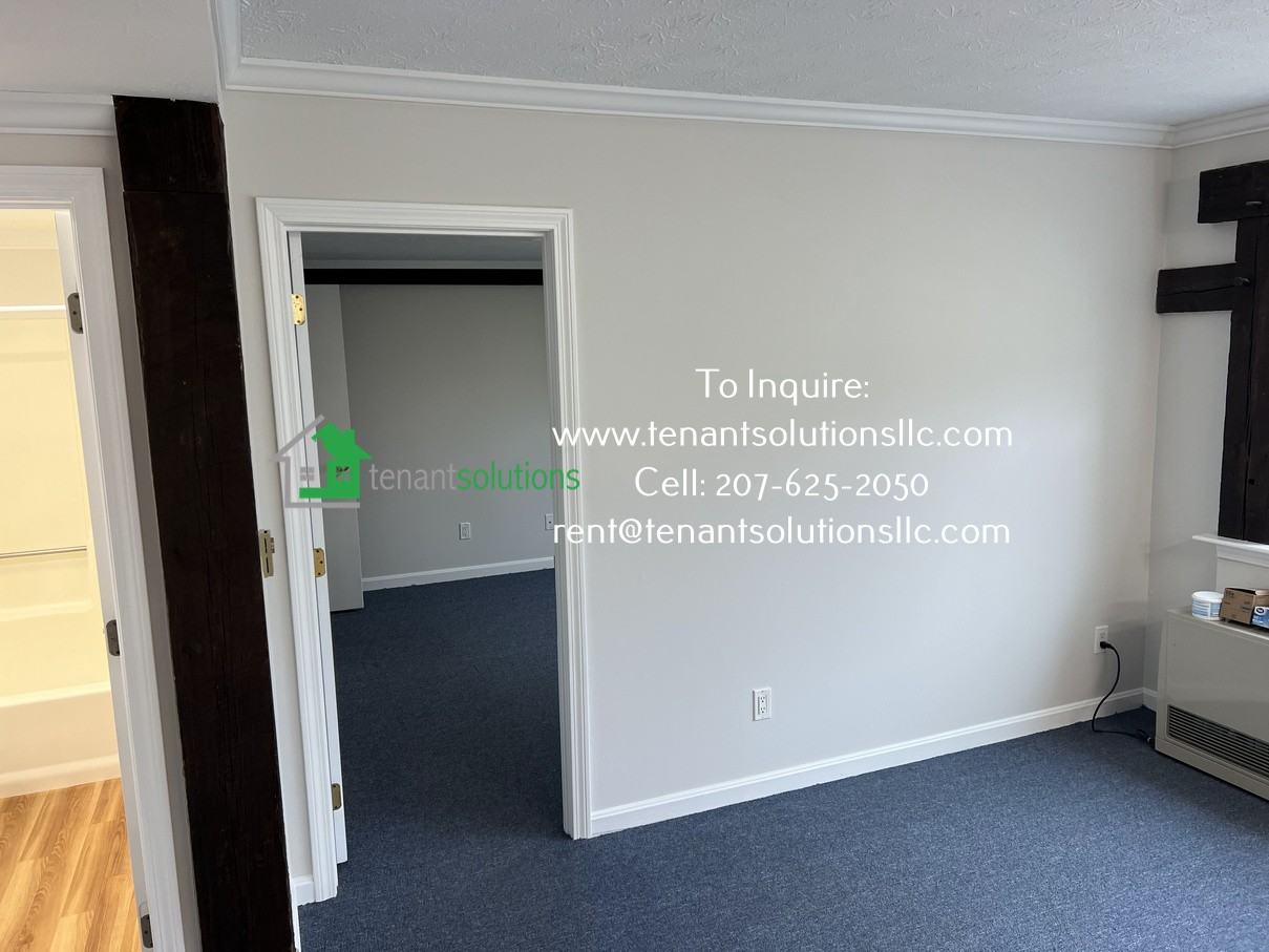 809 Portland Road - Photo 2 of 22