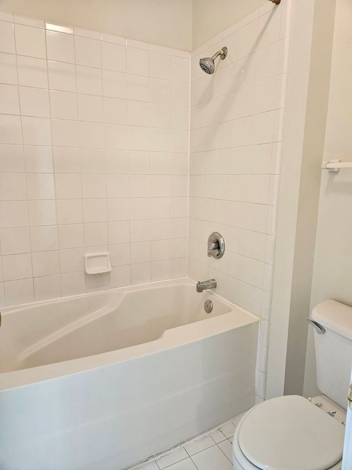 510 Spring Heights Ln Se - Photo 6 of 13