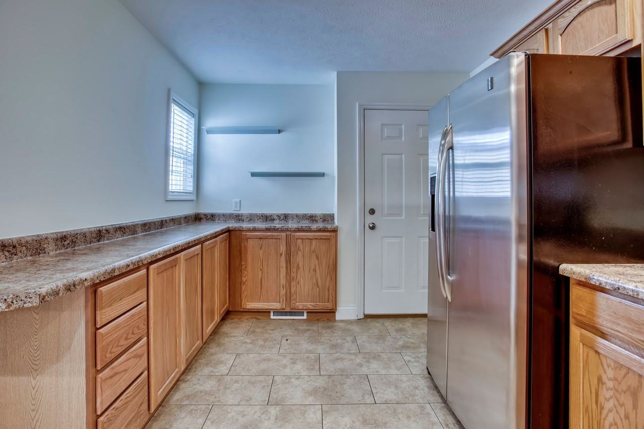 606-A Sunflower St - Photo 2 of 15