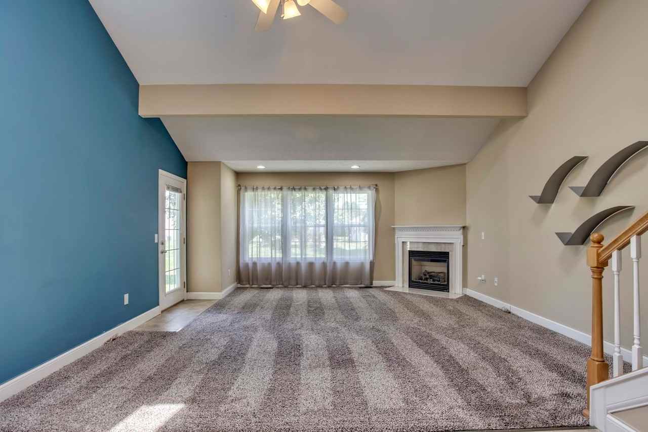 606 Sunflower St - Photo 5 of 15