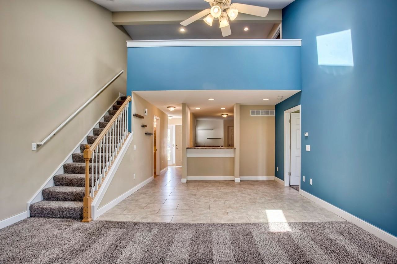 606 Sunflower St - Photo 6 of 15