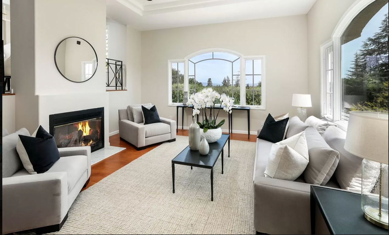 545 Valley View Dr - Photo 3 of 19