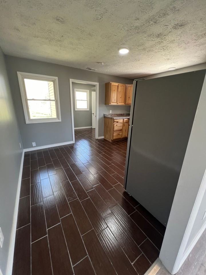 1723 W Webster St - Photo 6 of 18