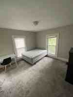 featured image of 414 E Marshall St