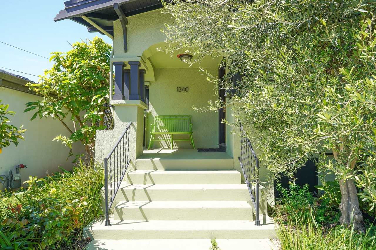 1340 Peralta Ave - Photo 3 of 33