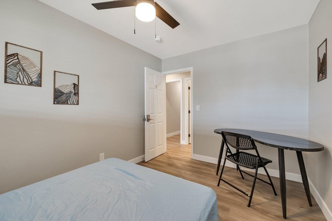 W Darrow St - Photo 6 of 6