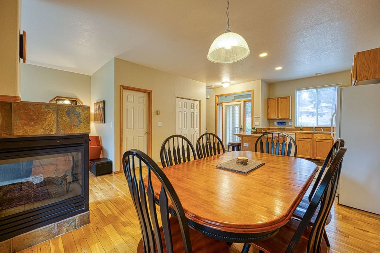 10604 Cormorant Ct - Photo 7 of 26