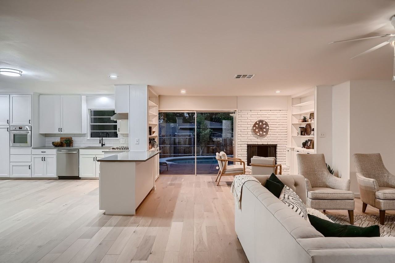 5325 Western Hills Dr - Photo 5 of 27