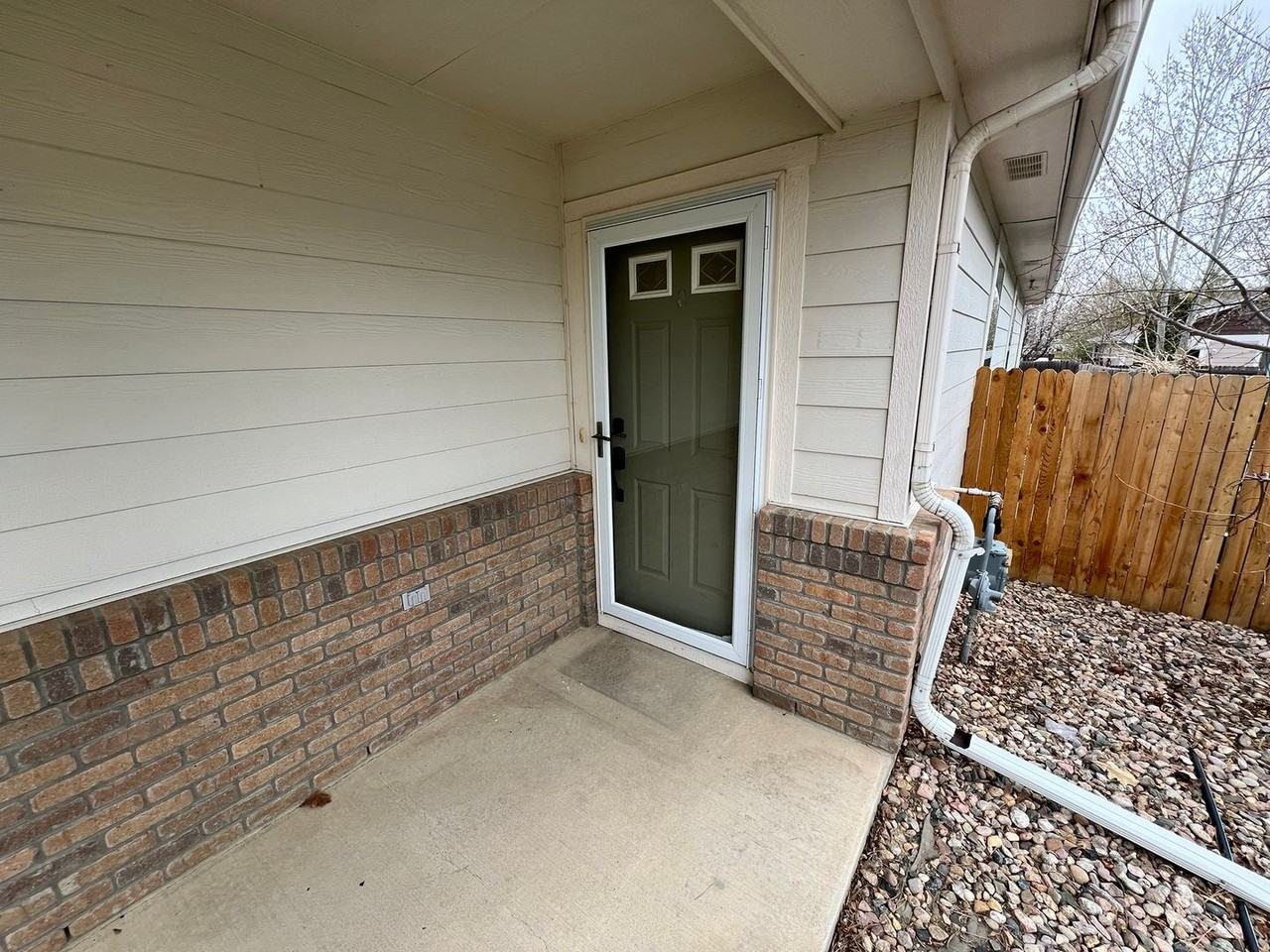 6926 Autumn Ridge Dr - Photo 3 of 19