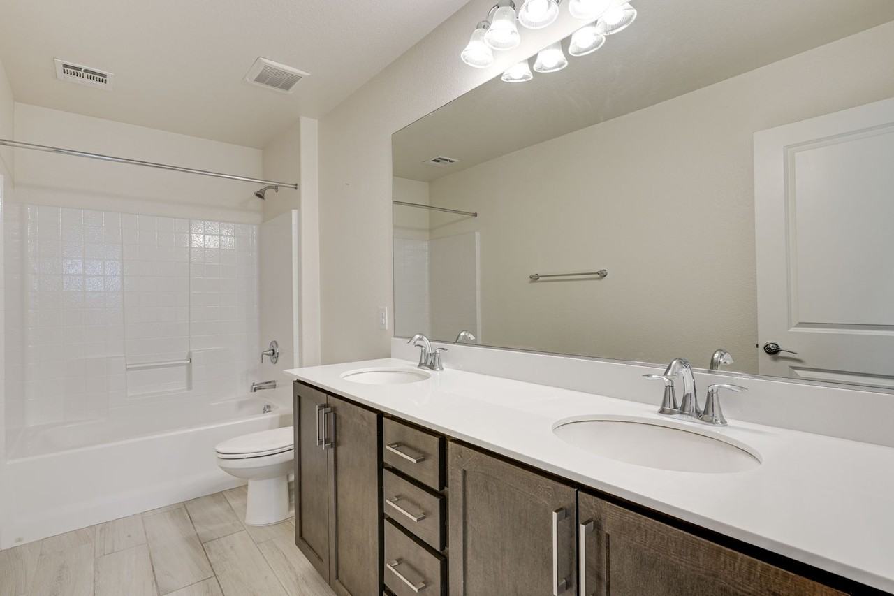 5954 Smith Valley Rd - Photo 5 of 30