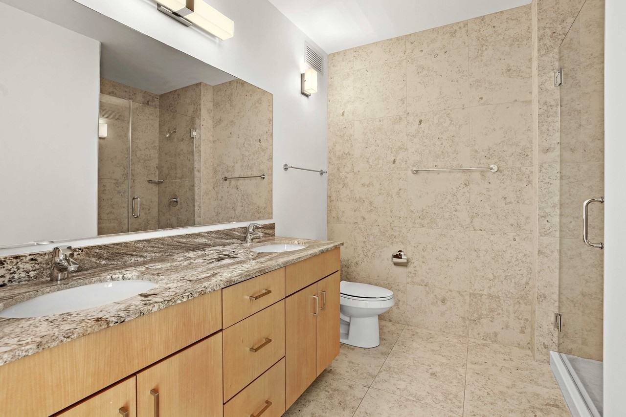 200 E Illinois St #2-2-5 - Photo 6 of 27