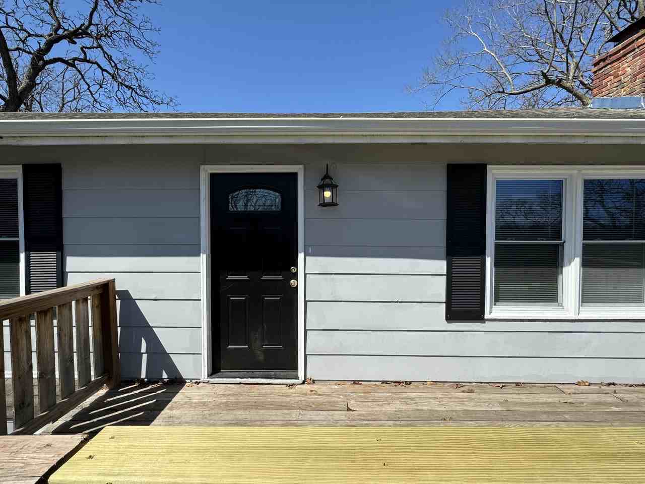 9142 Indiana Ave - Photo 3 of 21