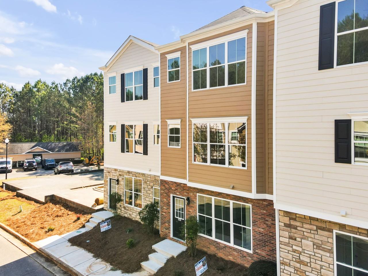 201 Riverstone Commons Cir