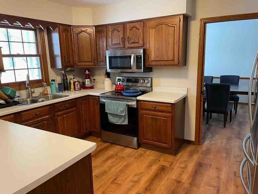 7618 Westchester Dr - Photo 6 of 41