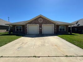 featured image of 1204 Cinch Dr