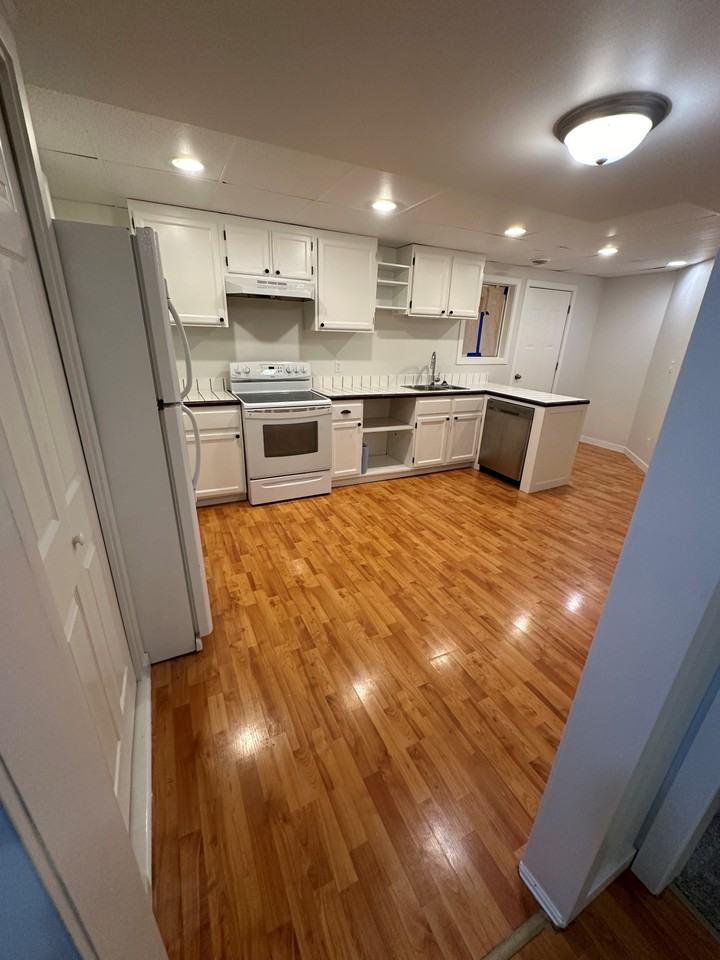 1692 Keats Street - Photo 3 of 14