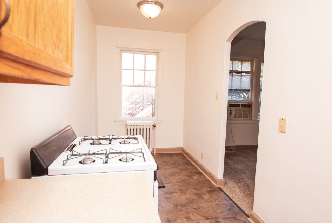 55 Hamilton Park - Photo 7 of 11