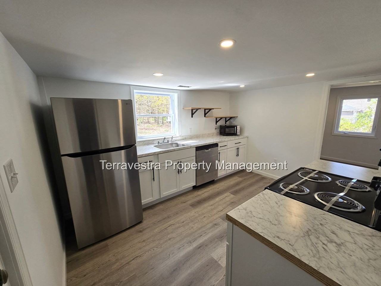 393 Tansboro Rd - Photo 3 of 18