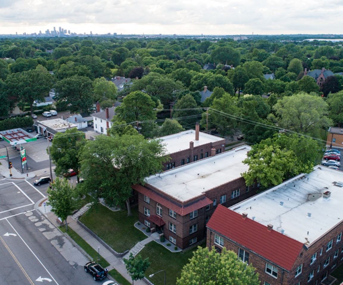 Summit View Apartments - Photo 3 of 3
