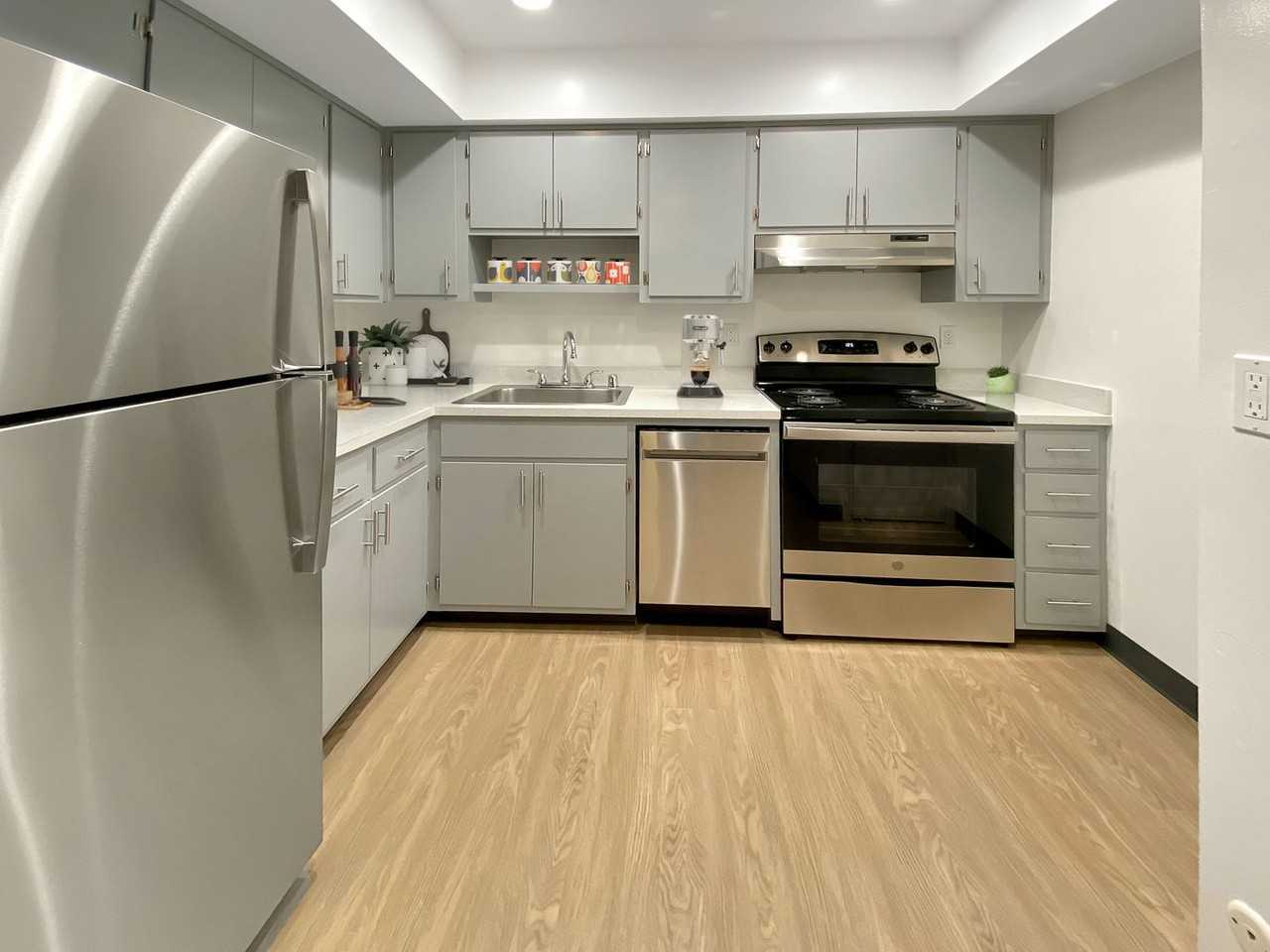 Castlemont Arms - Photo 2 of 3