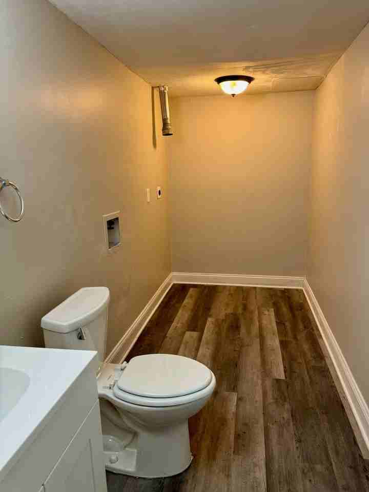 570 Erlanger Rd. - Photo 3 of 14