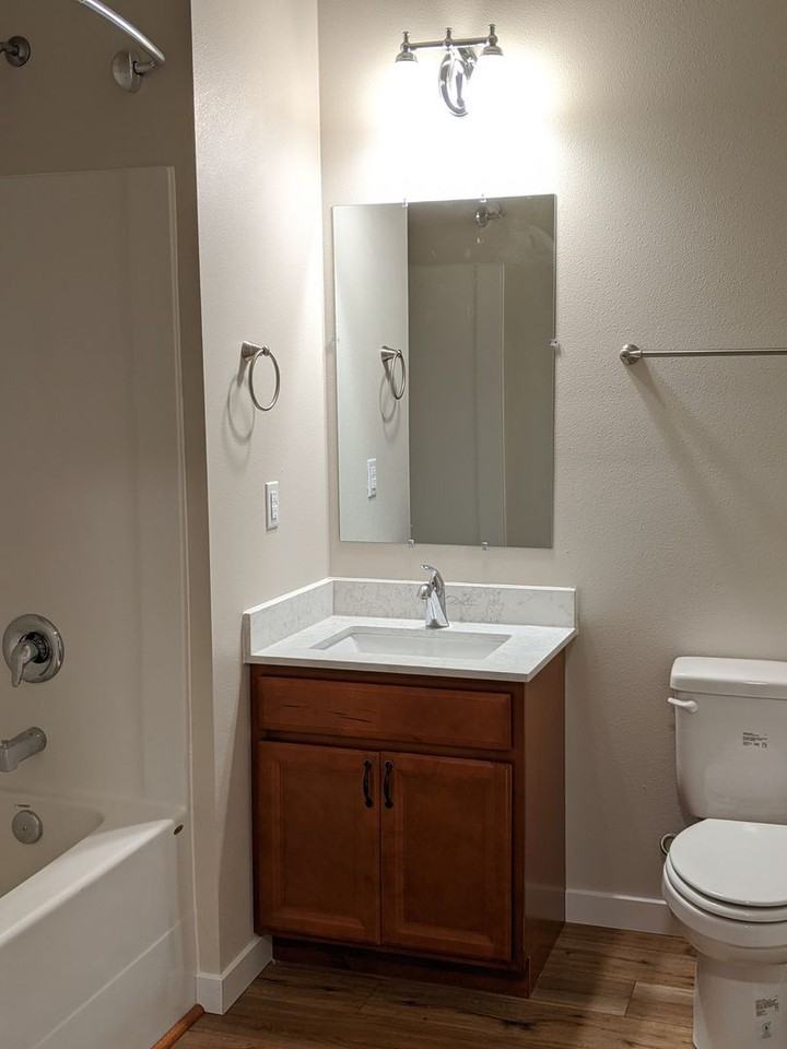 7425 S D St - Photo 7 of 17