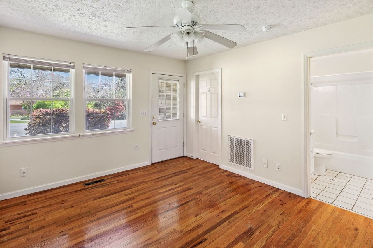 206 Gatchell Street #1 - Photo 4 of 18