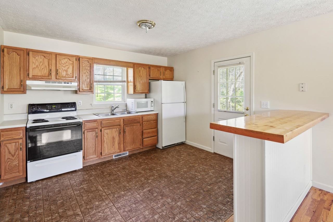 206 Gatchell Street #1 - Photo 7 of 18