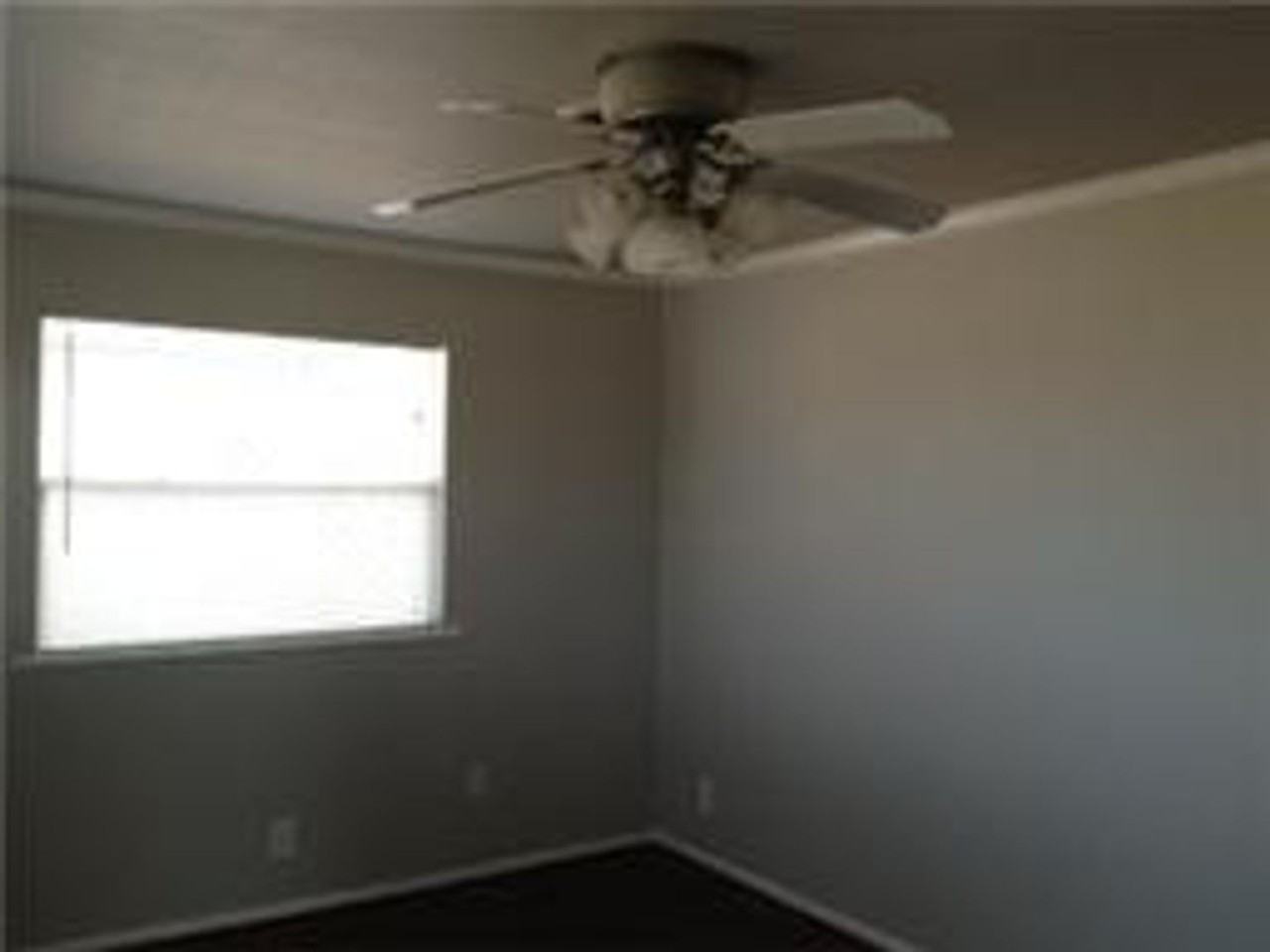 1865 Pasadena Dr - Photo 5 of 13