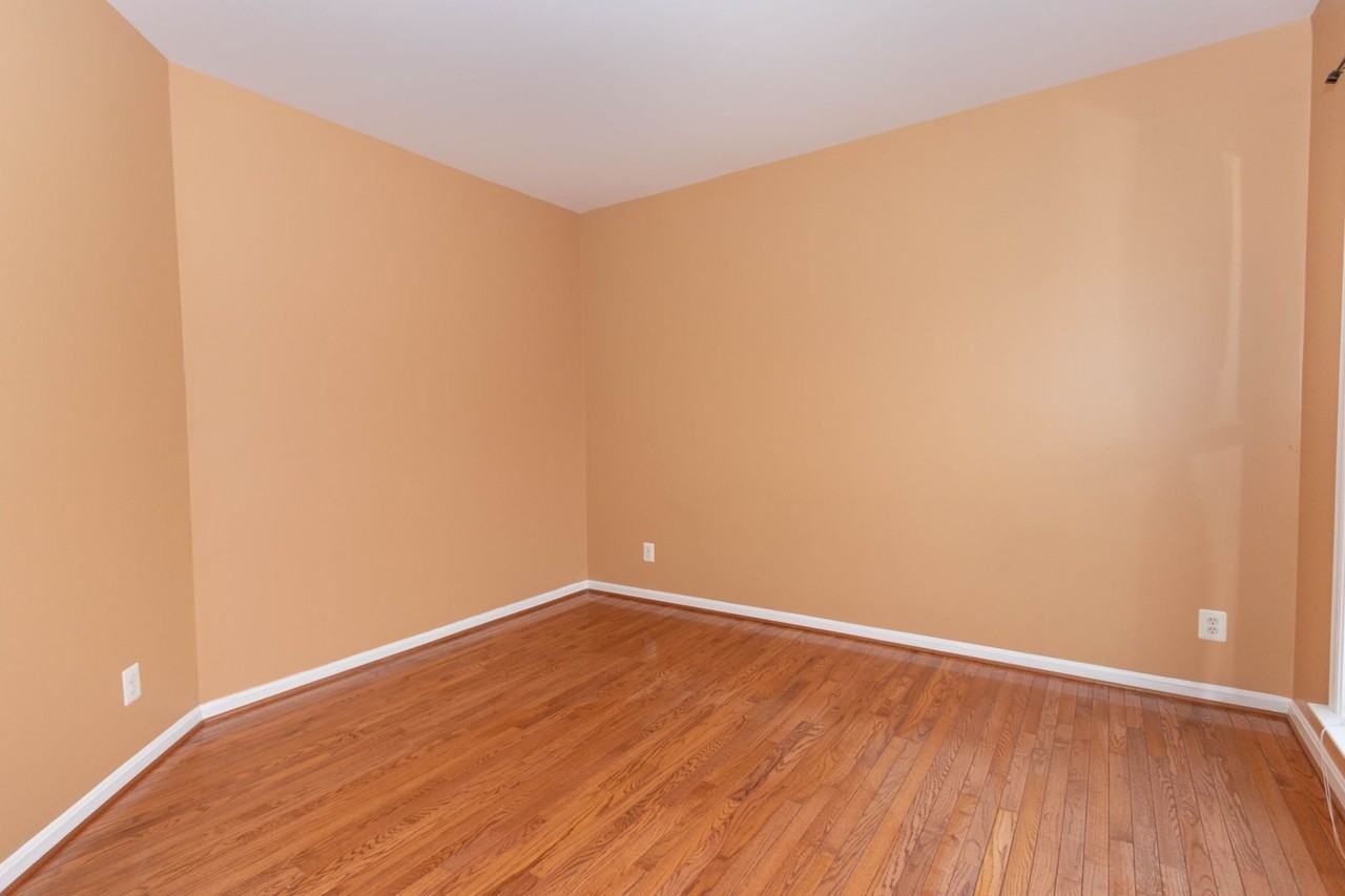 14959 Chicory Ct - Photo 3 of 50