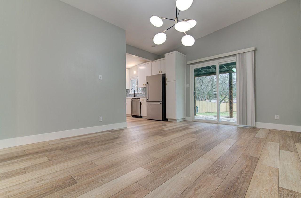 4707 Menchaca Rd - Photo 6 of 23