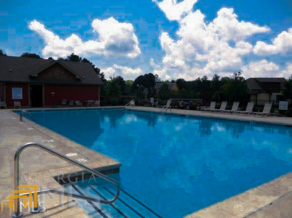 1081 Cobblestone Ln - Photo 2 of 38