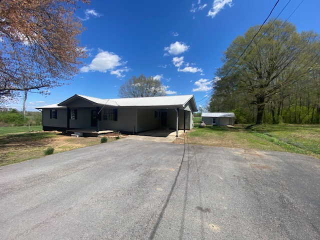 588 Alexander Rd - Photo 3 of 21