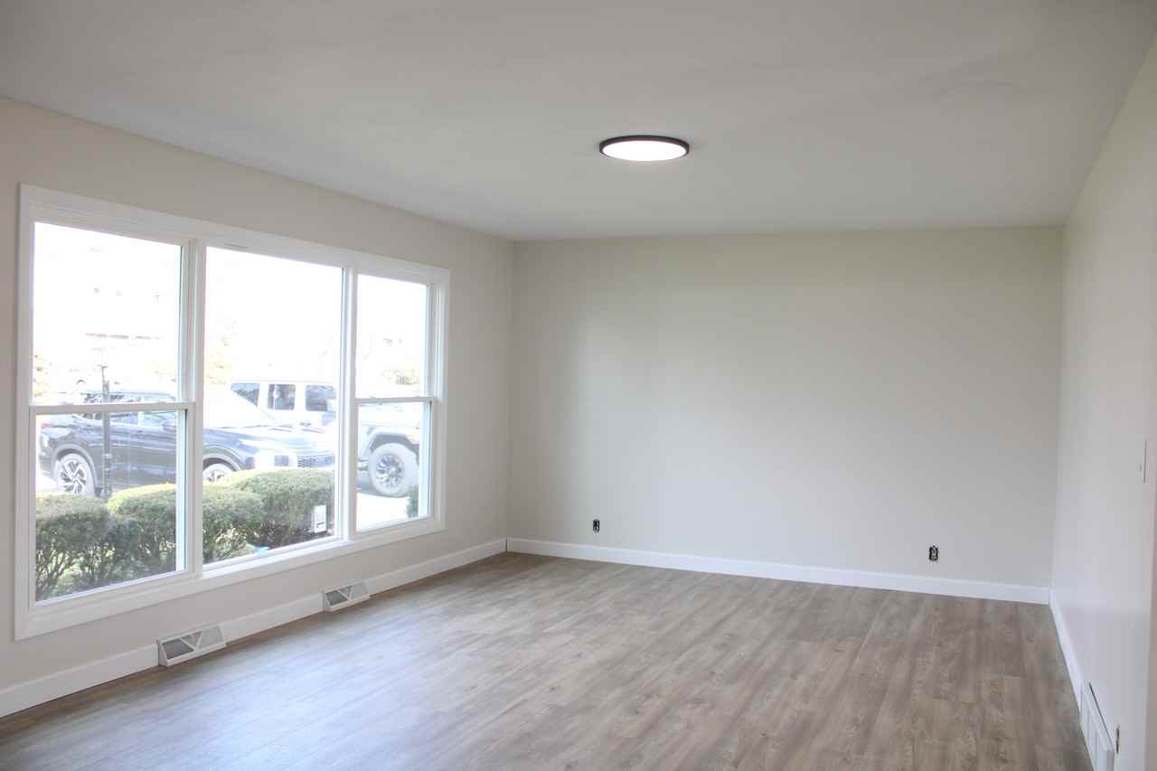 216 Meadowlark Rd #NA - Photo 3 of 17