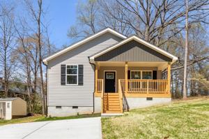 featured image of 735 8th Avenue Ct Se #NA